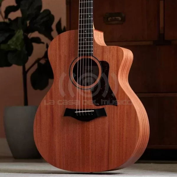 Guitarra electroacústica Taylor 24ce Grand Auditorium color natural
