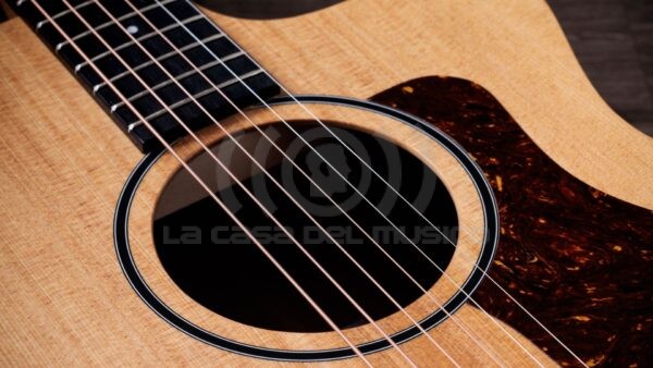 TAYLOR 14CE Guitarra electroacústica Grand Auditorium con corte y sin talón